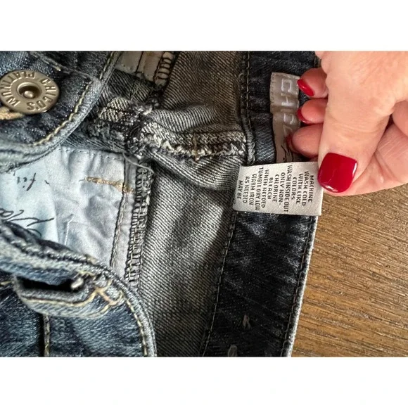 Chico's Platinum Gwen Jean Cotton Spandex Medium Wash Bootcut Raw Hem Size 1 - Picture 9 of 10